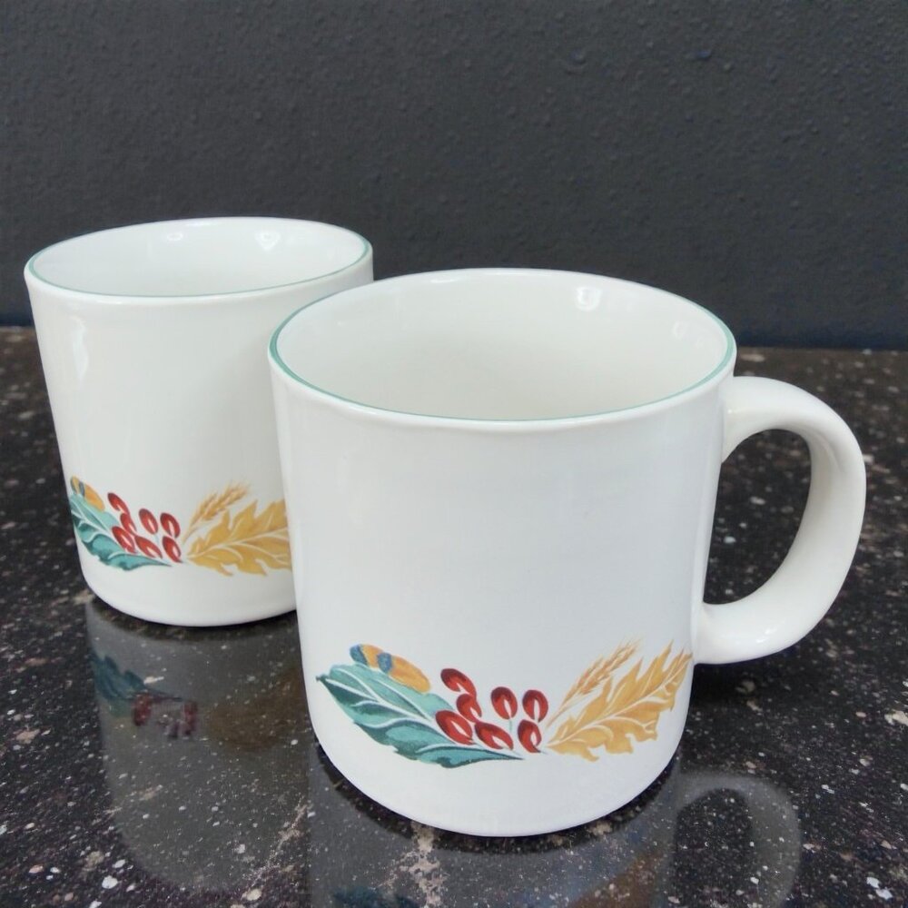 Newcor 1994 Cabin Berries Leaves Stoneware Ceramic Coffee Mug Cup Mugs Cups Set2